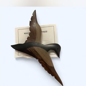 Wooden Bird brooch/pin